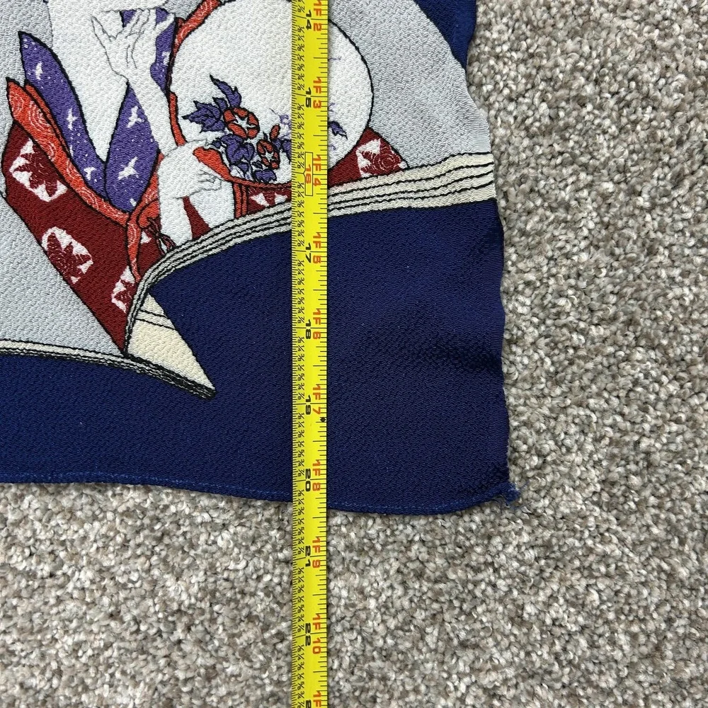 Unknown square scarf